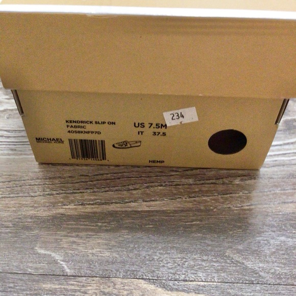 MICHAEL Michael Kors Monstera Leaf Flat Espadrille 7.5 NIB - Picture 12 of 13